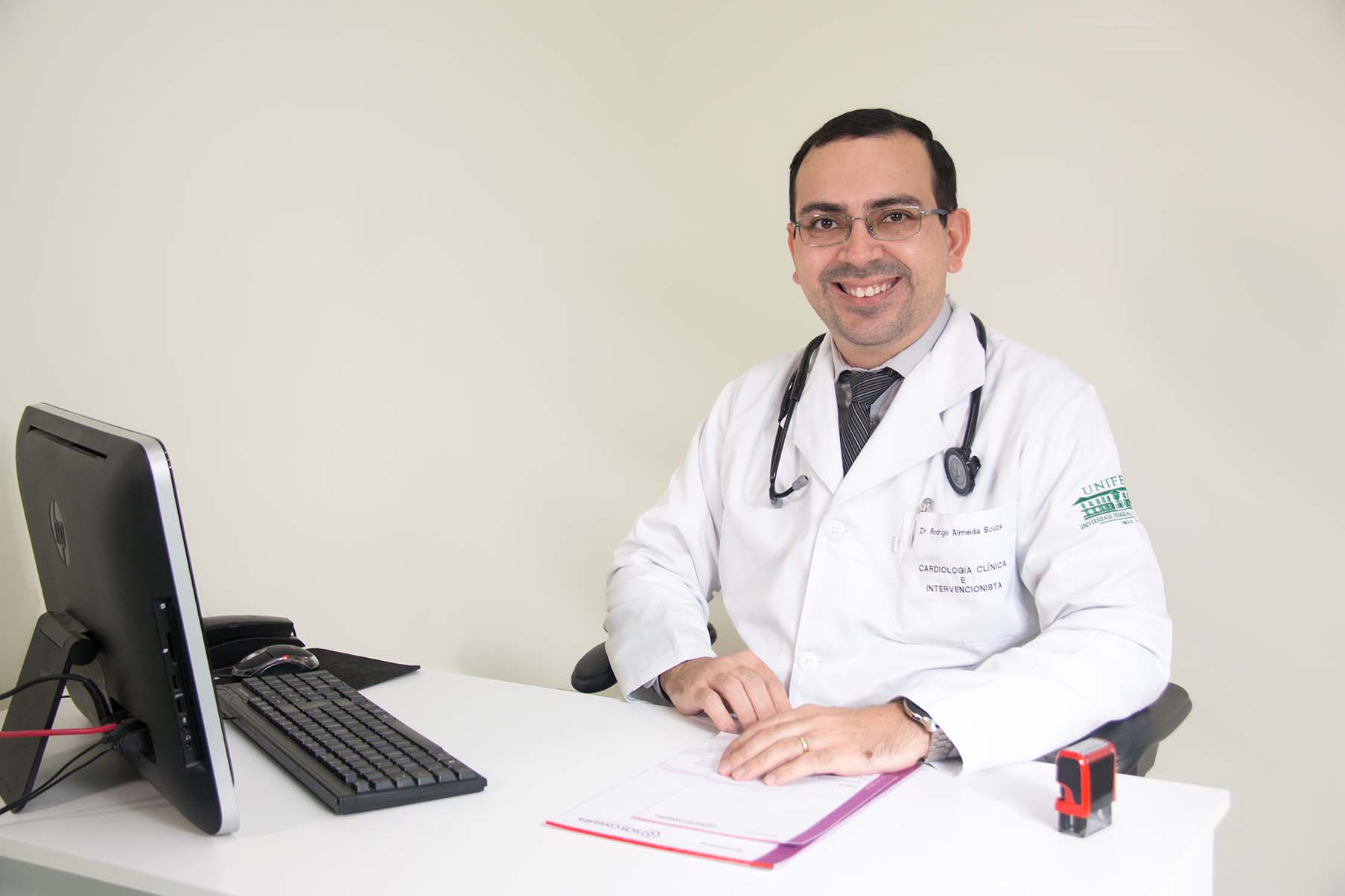 Dr. Rodrigo Souza - Cardiologia Clínica e Intervencionista